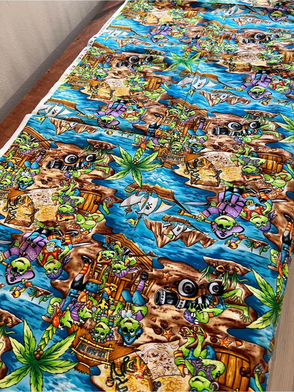 Fabric Pirate Frogs Kids Sewing Projects Clothing 2 Yards - Picture 2 of 5